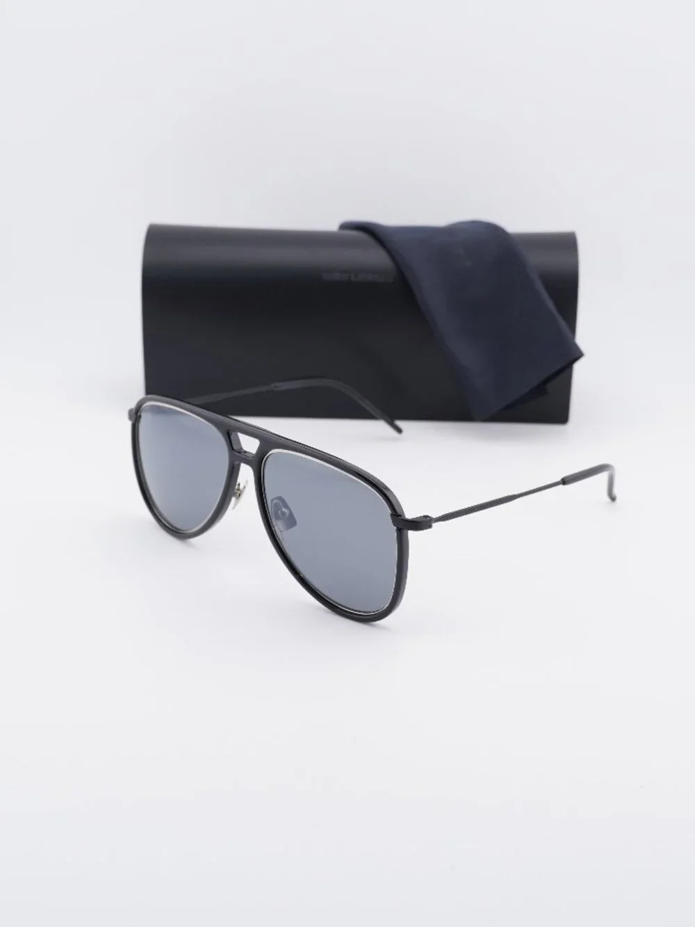 Saint Laurent CLASSIC 11R 002 Aviator Sunglasses - Black / Silver
